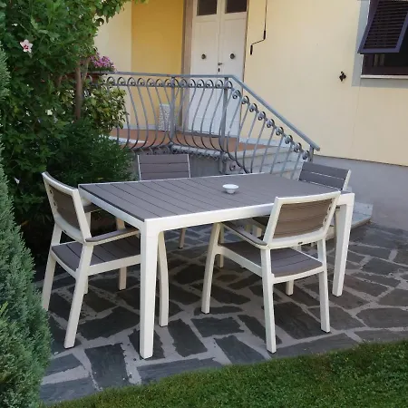 Casa Enrica Holiday home *
